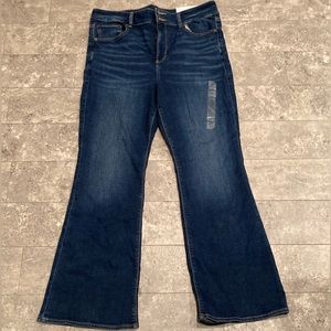 NWT - Hi-rise Artist Flare, size 16S.